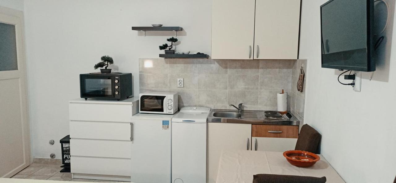 Studio Apartment Nika Free Parking Split Exterior photo