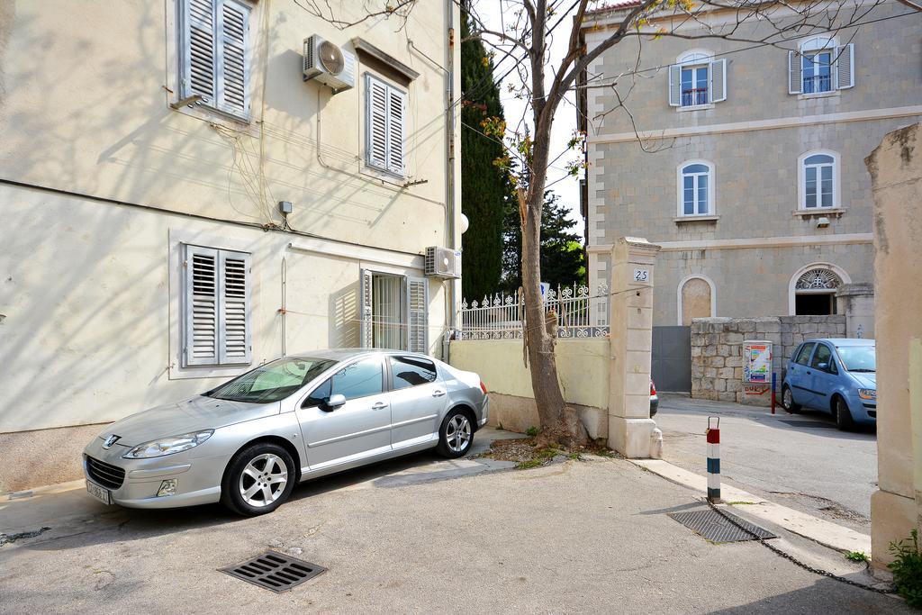 Studio Apartment Nika Free Parking Split Exterior photo